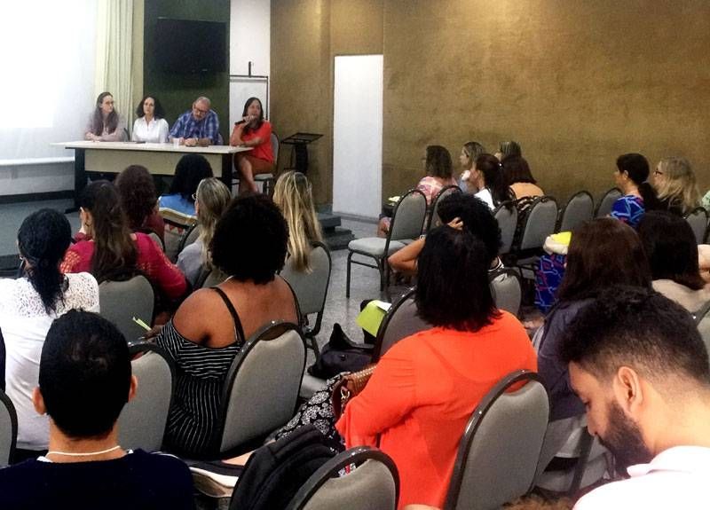 Lívia Brandão falou sobre o uso do Psicodrama e Socidrama no Hospital Dia
