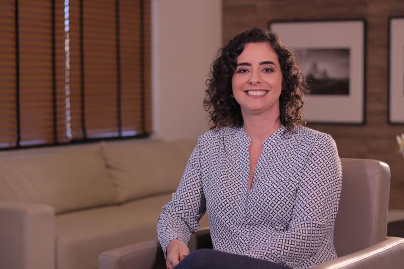 livia-castelo-branco-psiquiatra