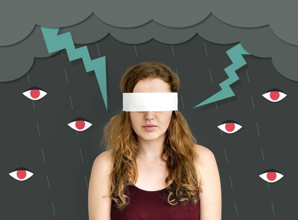 Sinais iniciais de sofrimento emocional que indicam necessidade de atenção à saúde mental. 