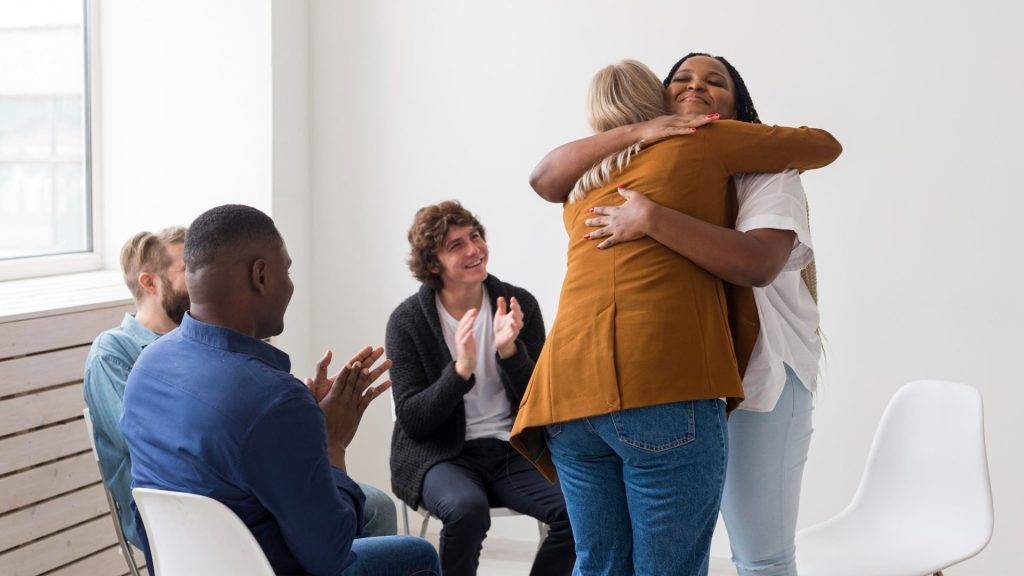 Profissionais colaborando na construção do plano terapêutico.